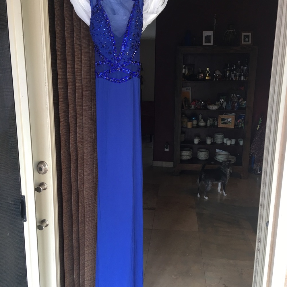 Prom dress - Picture 3 of 8